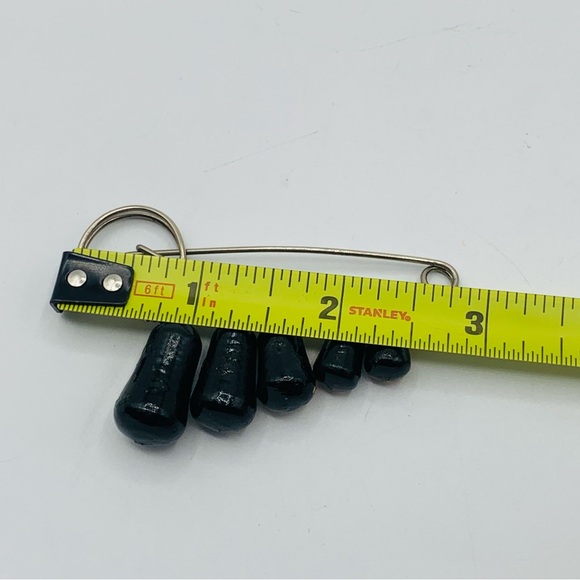 Vintage Russian Matryoshka Nesting Dolls Brooch Pin Wooden Hand Painted - Picture 7 of 8